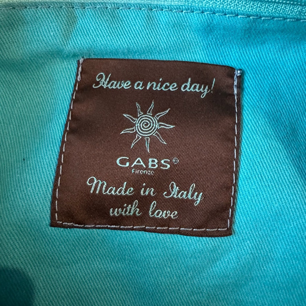 Gabs Forrest Green Italian Leather Shoulder Purse with Travel Luggage Patches. - Picture 10 of 10